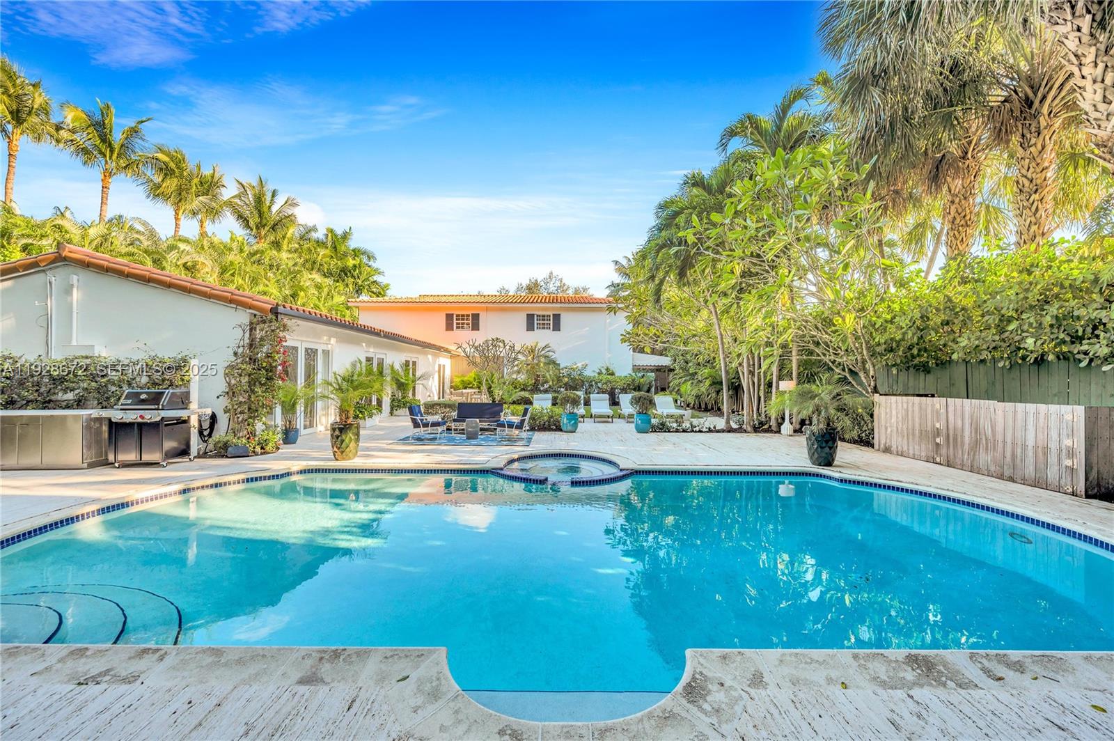 BAY POINT - Residential