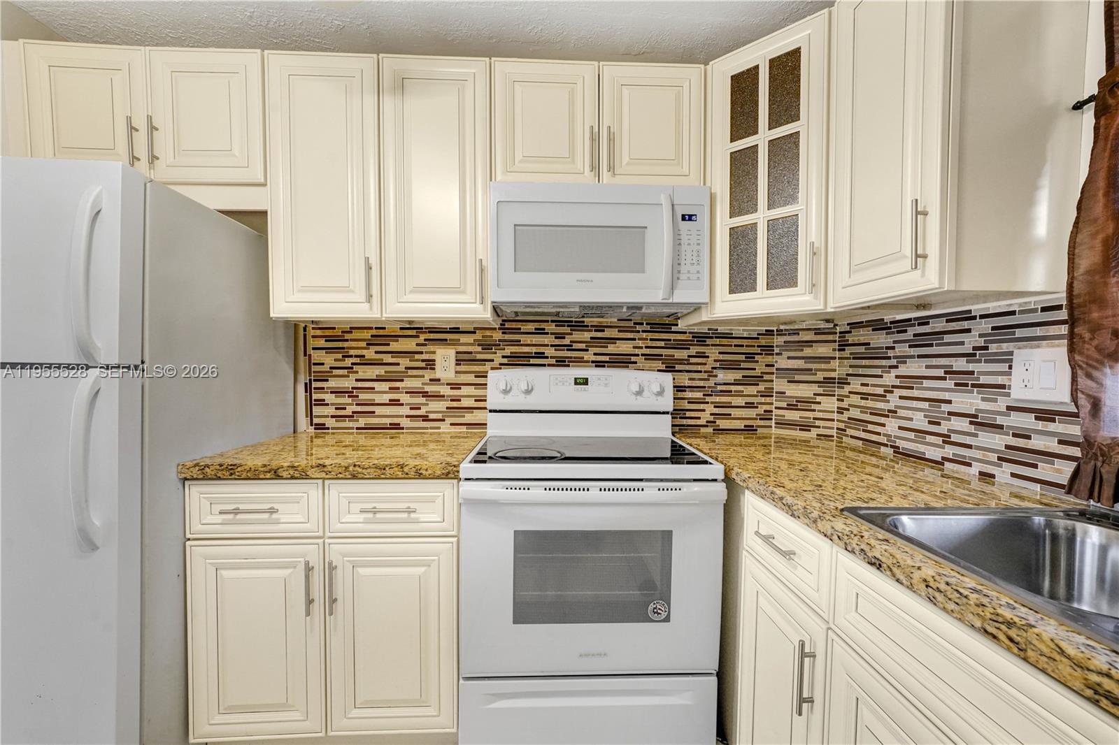 TALLWOOD WEST CONDO - Residential