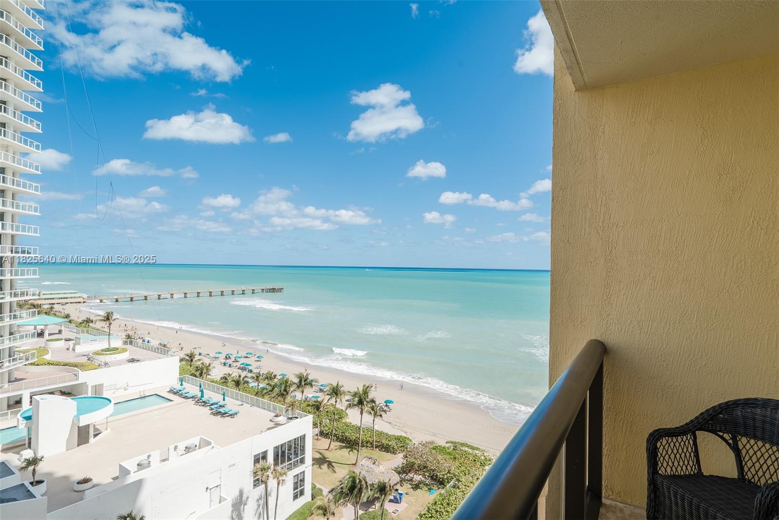 16275 Collins Ave 902, Sunny Isles Beach, FL, 33160/$995,000 2 16275 Collins Ave 902