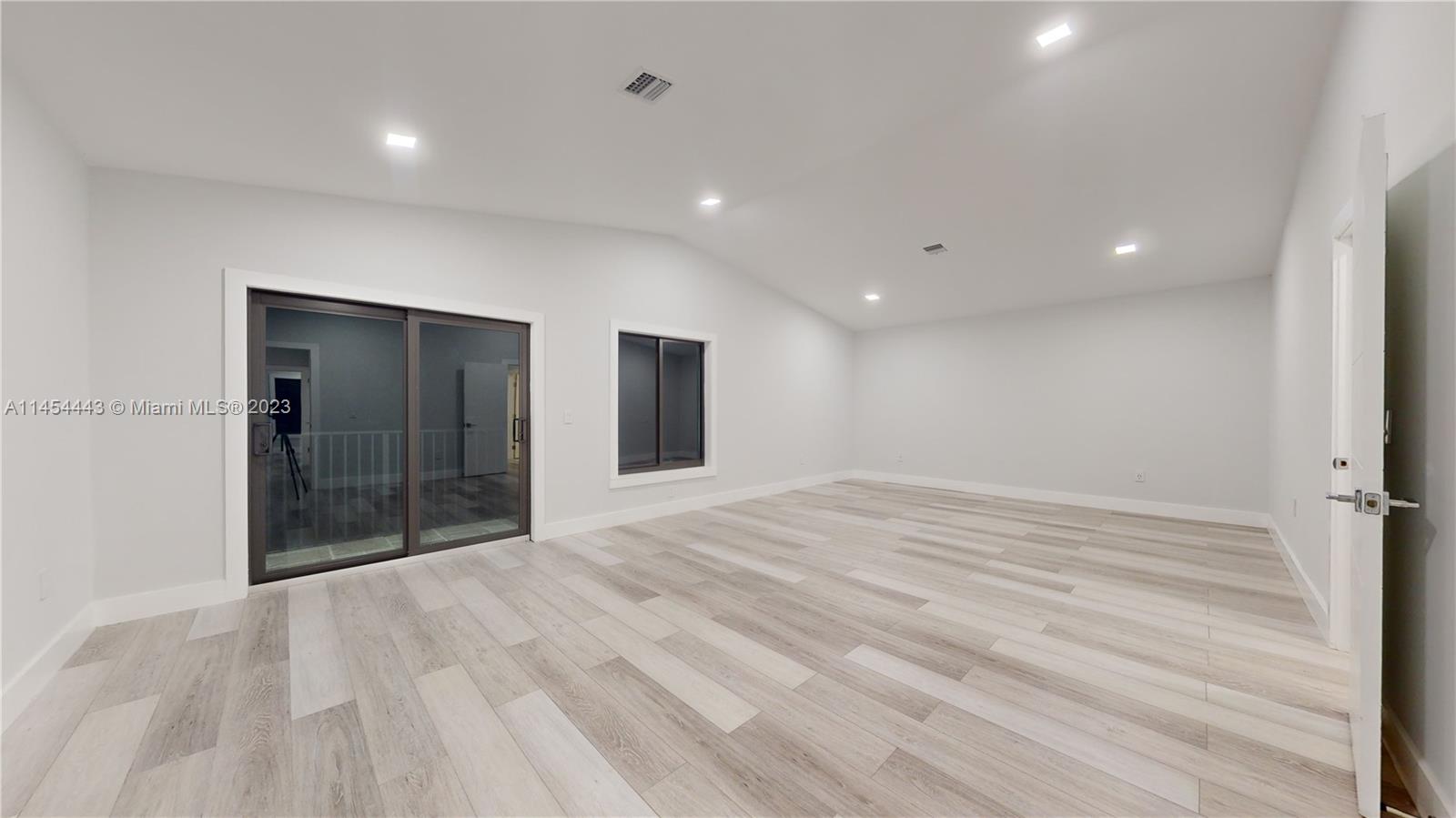 HAMMILL DARIAS SUB - Residential