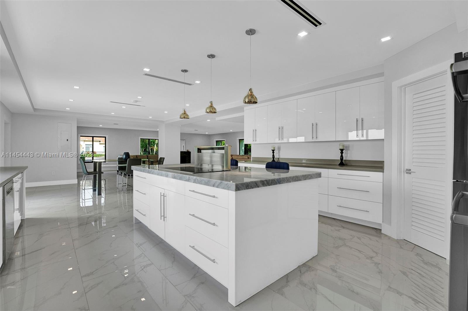 HAMMILL DARIAS SUB - Residential