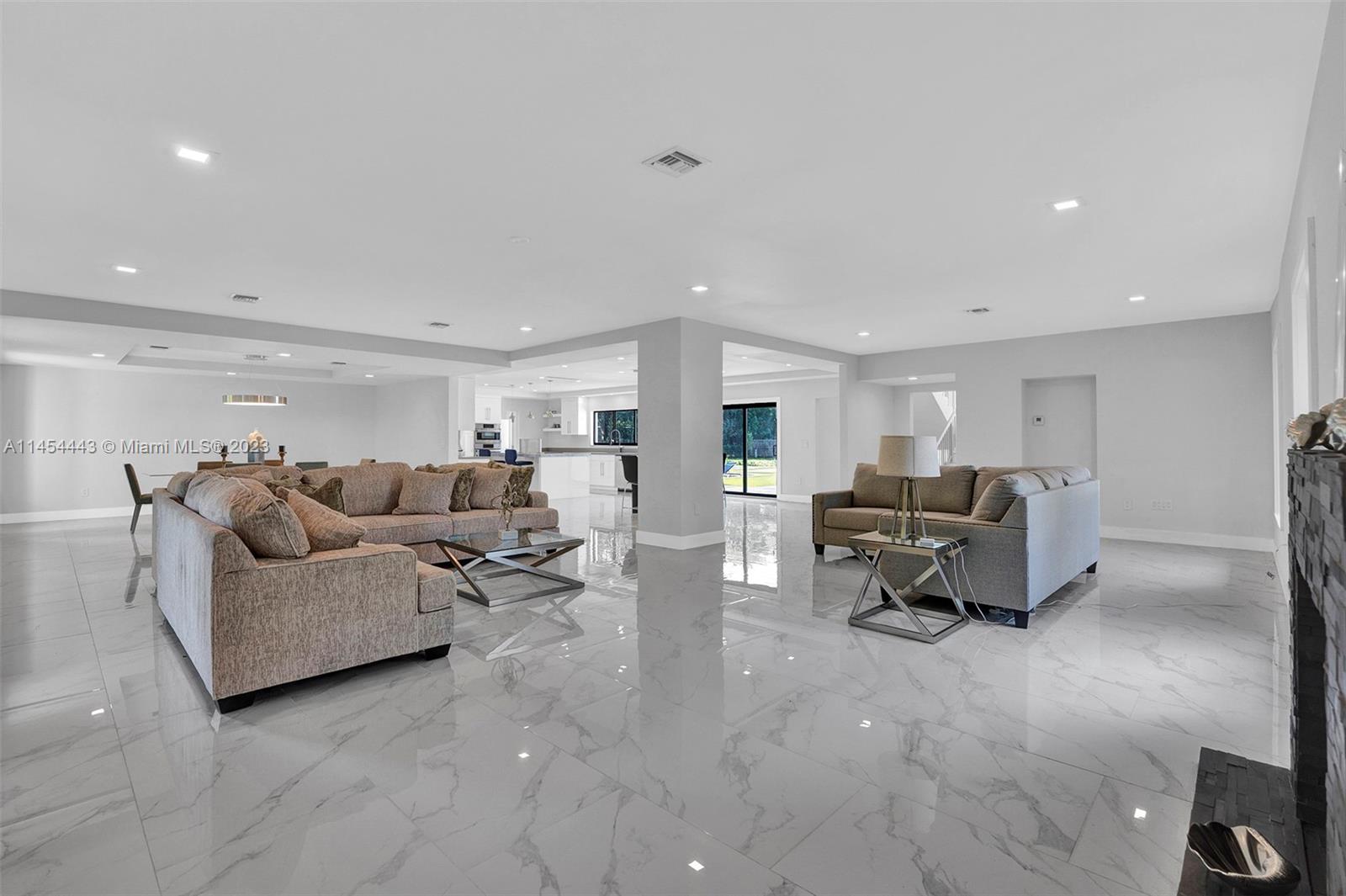 HAMMILL DARIAS SUB - Residential