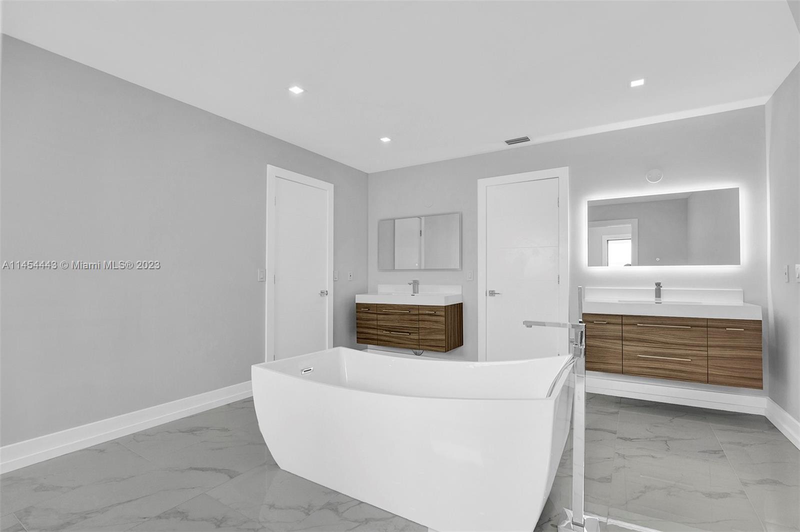 HAMMILL DARIAS SUB - Residential