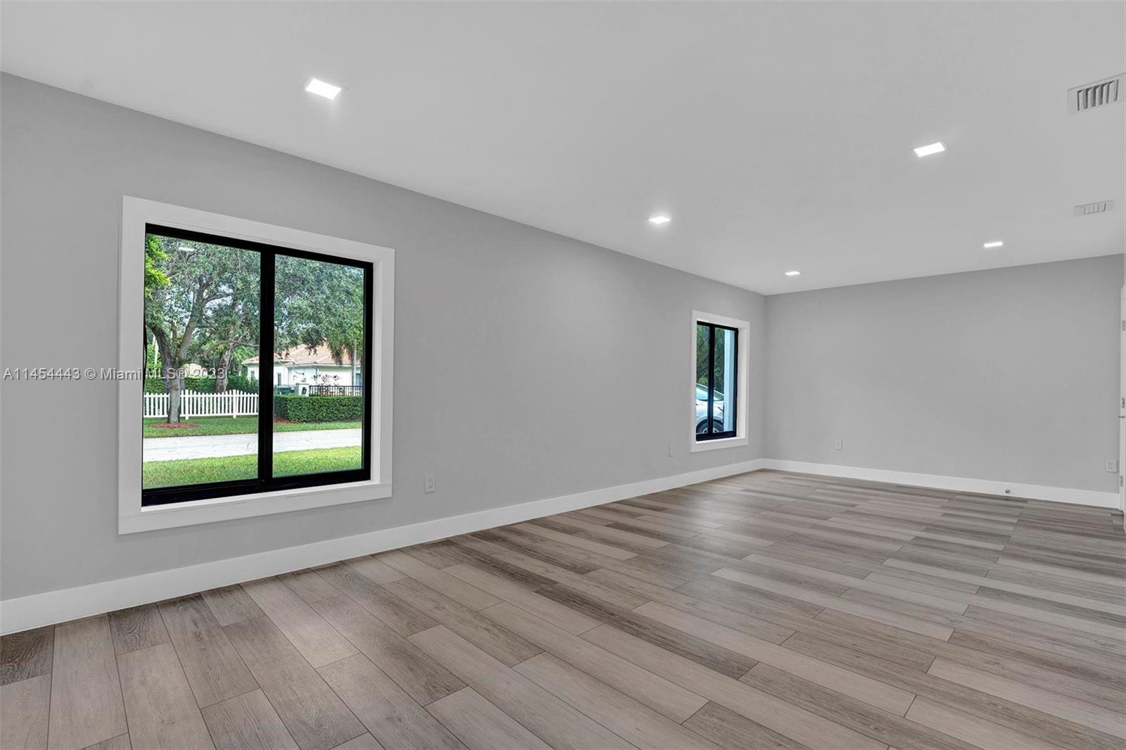 HAMMILL DARIAS SUB - Residential