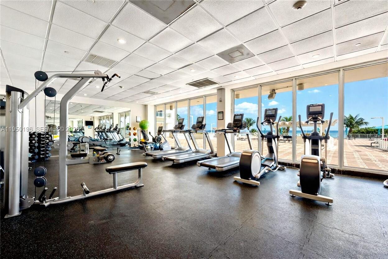 ARLEN BEACH CONDO - Residential