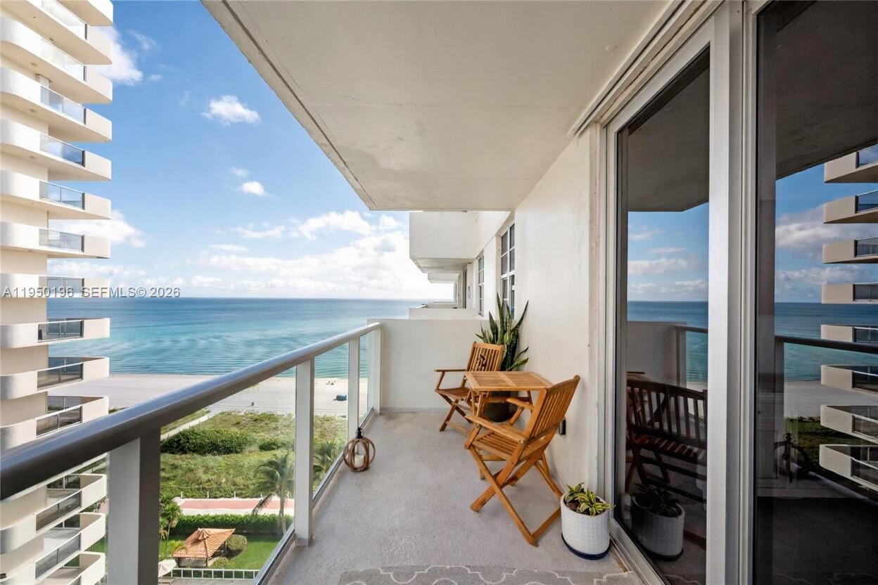 ARLEN BEACH CONDO - Residential