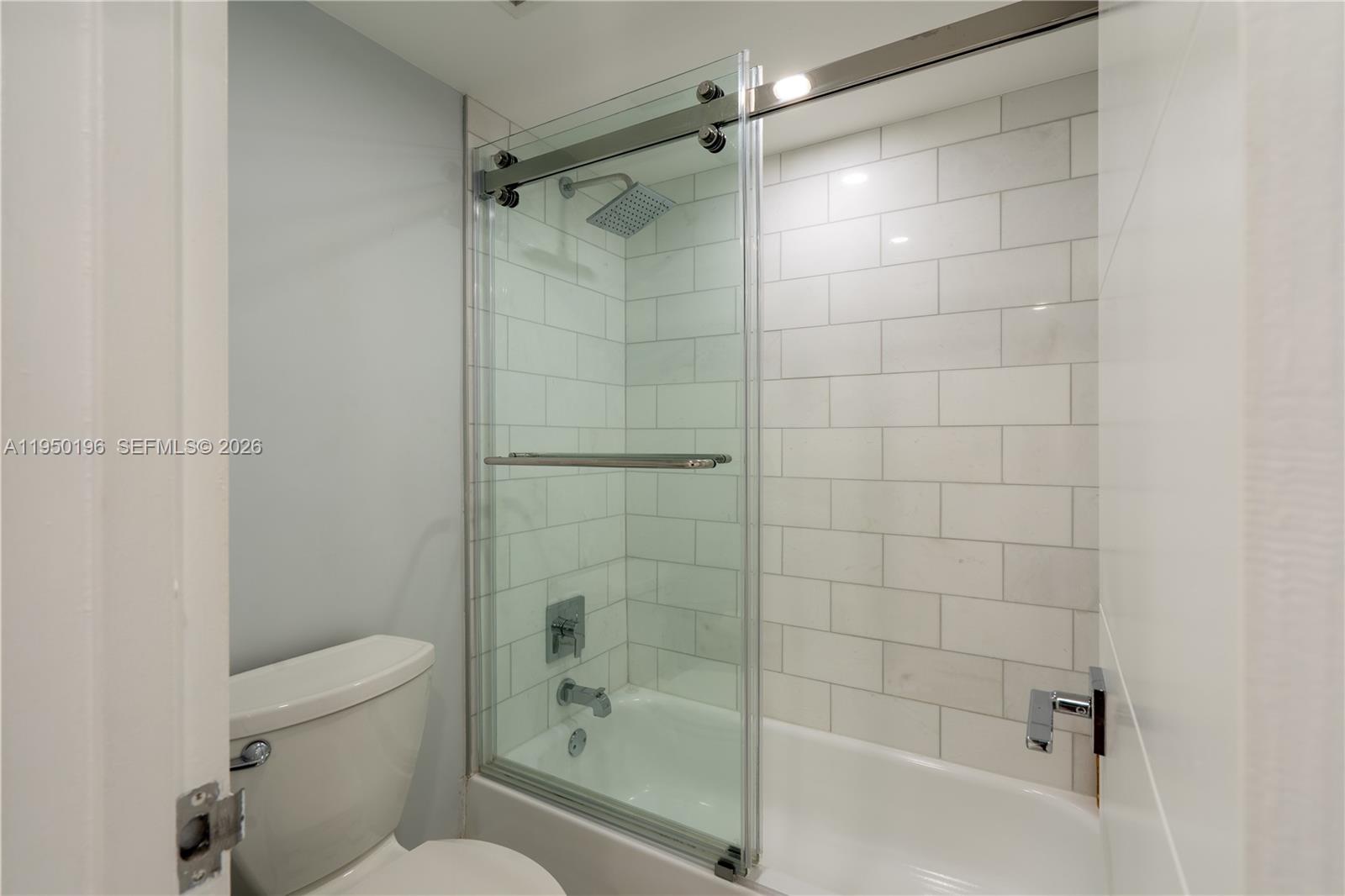 ARLEN BEACH CONDO - Residential