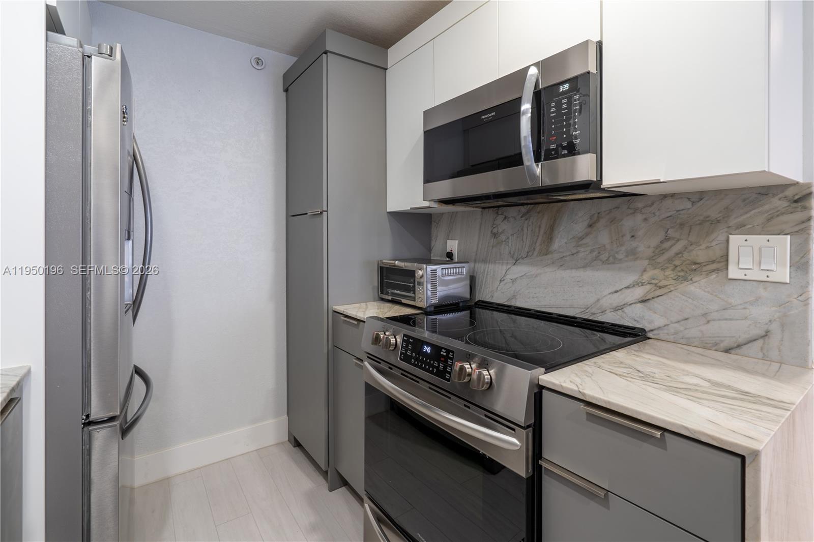 ARLEN BEACH CONDO - Residential