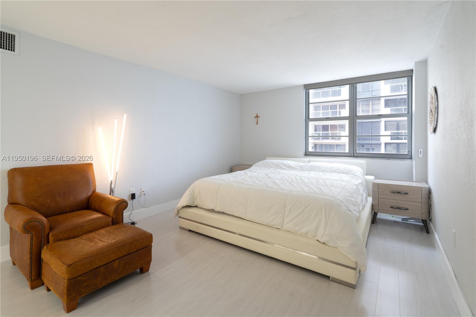 ARLEN BEACH CONDO - Residential