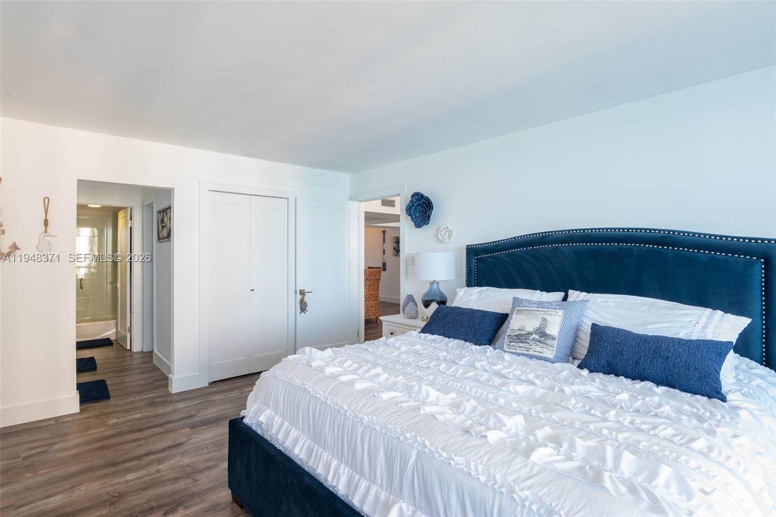 EASTPOINTE CONDO - Residential