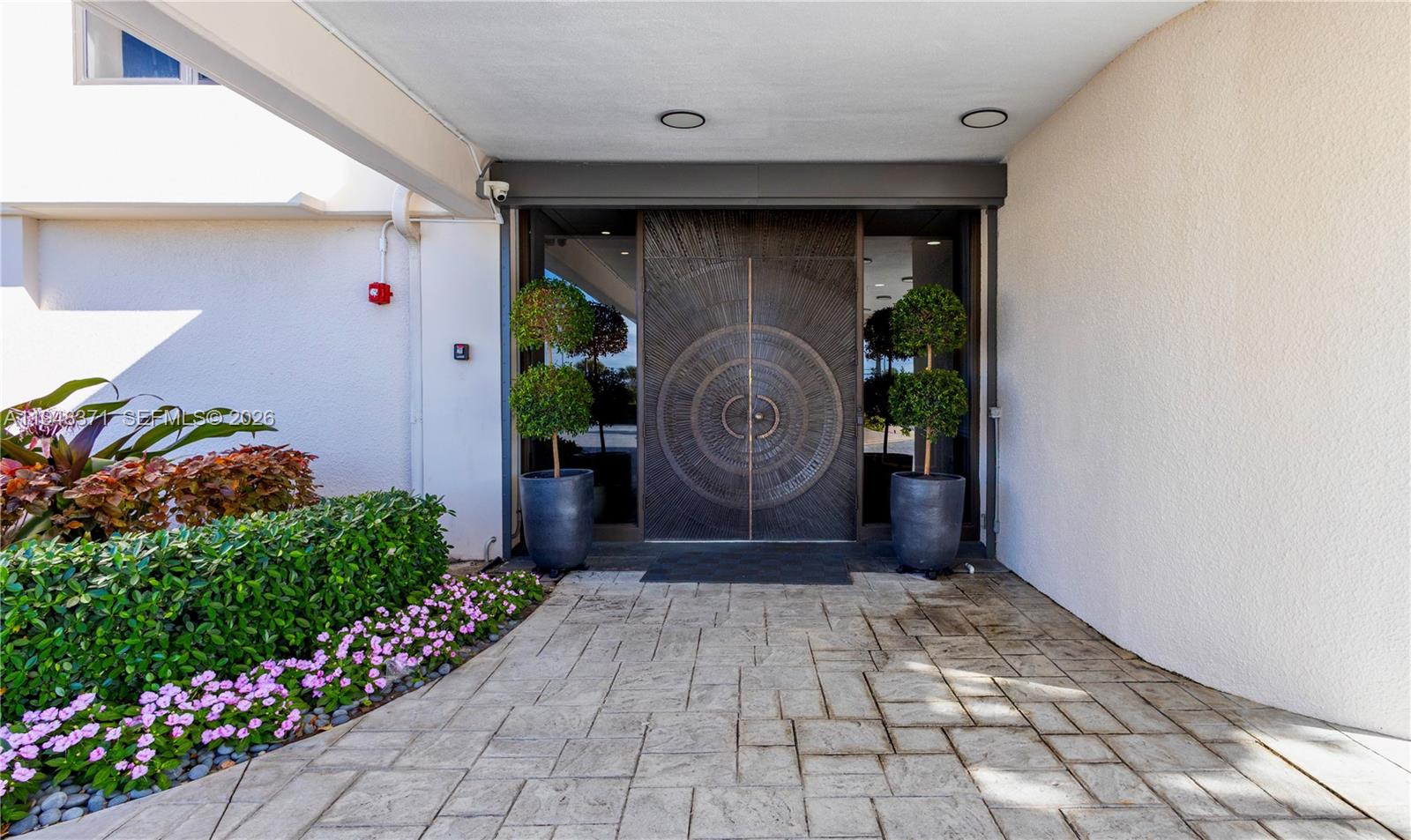 EASTPOINTE CONDO - Residential