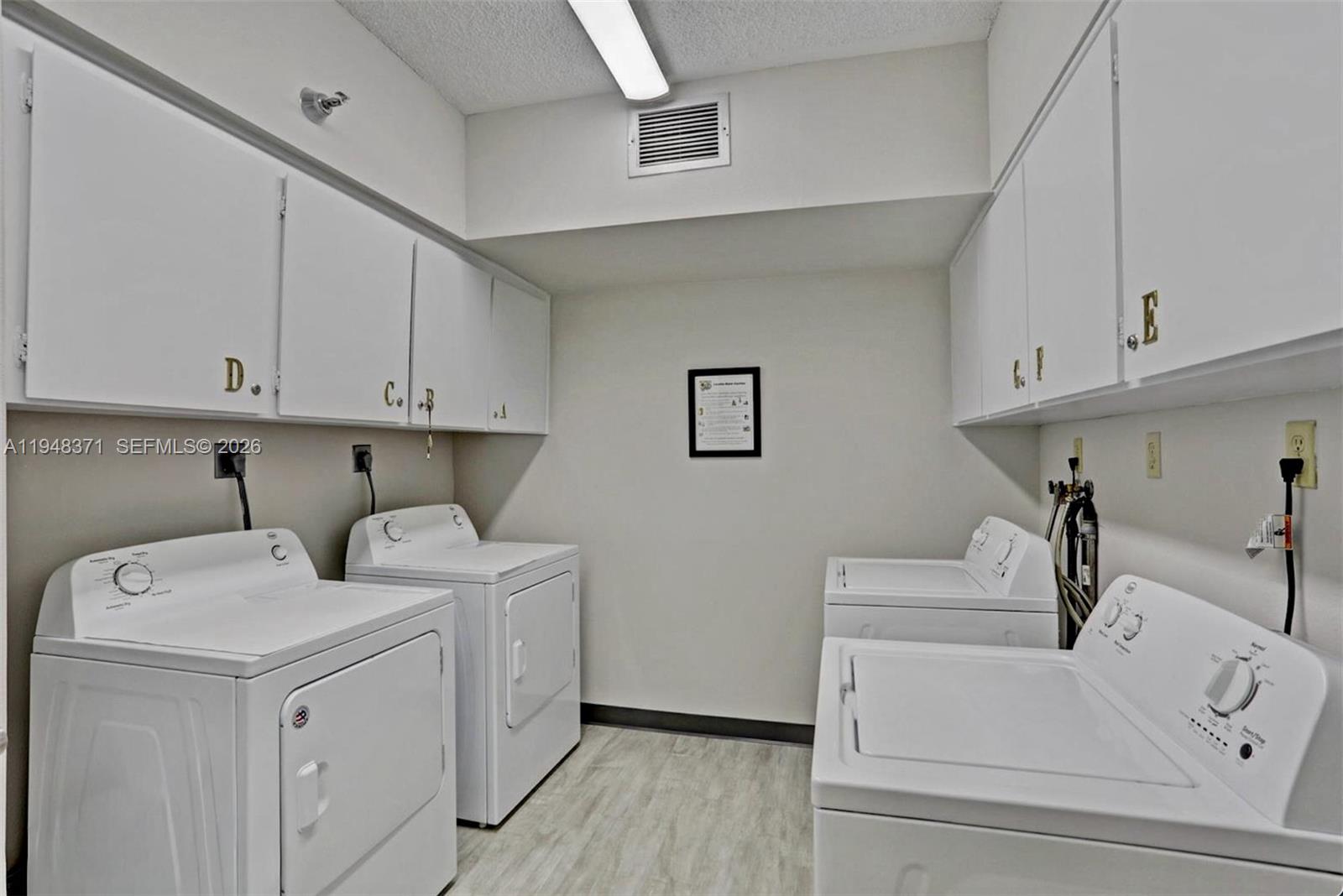 EASTPOINTE CONDO - Residential