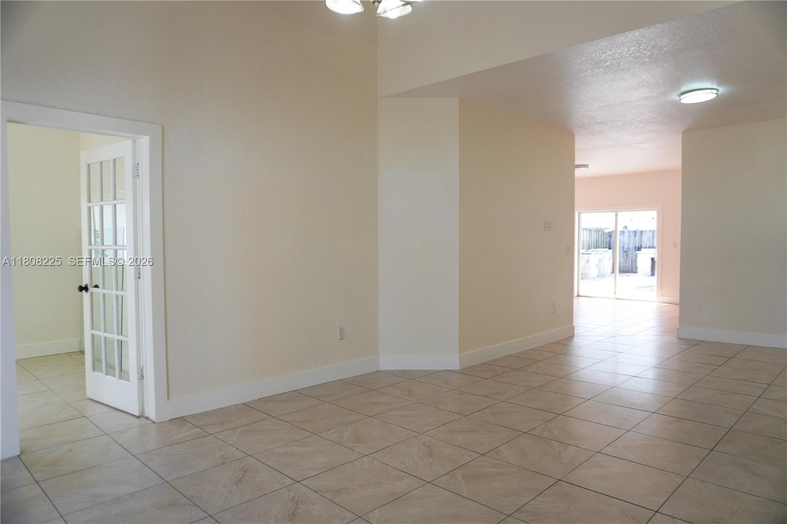 SILVER PALM HOMES - Residential