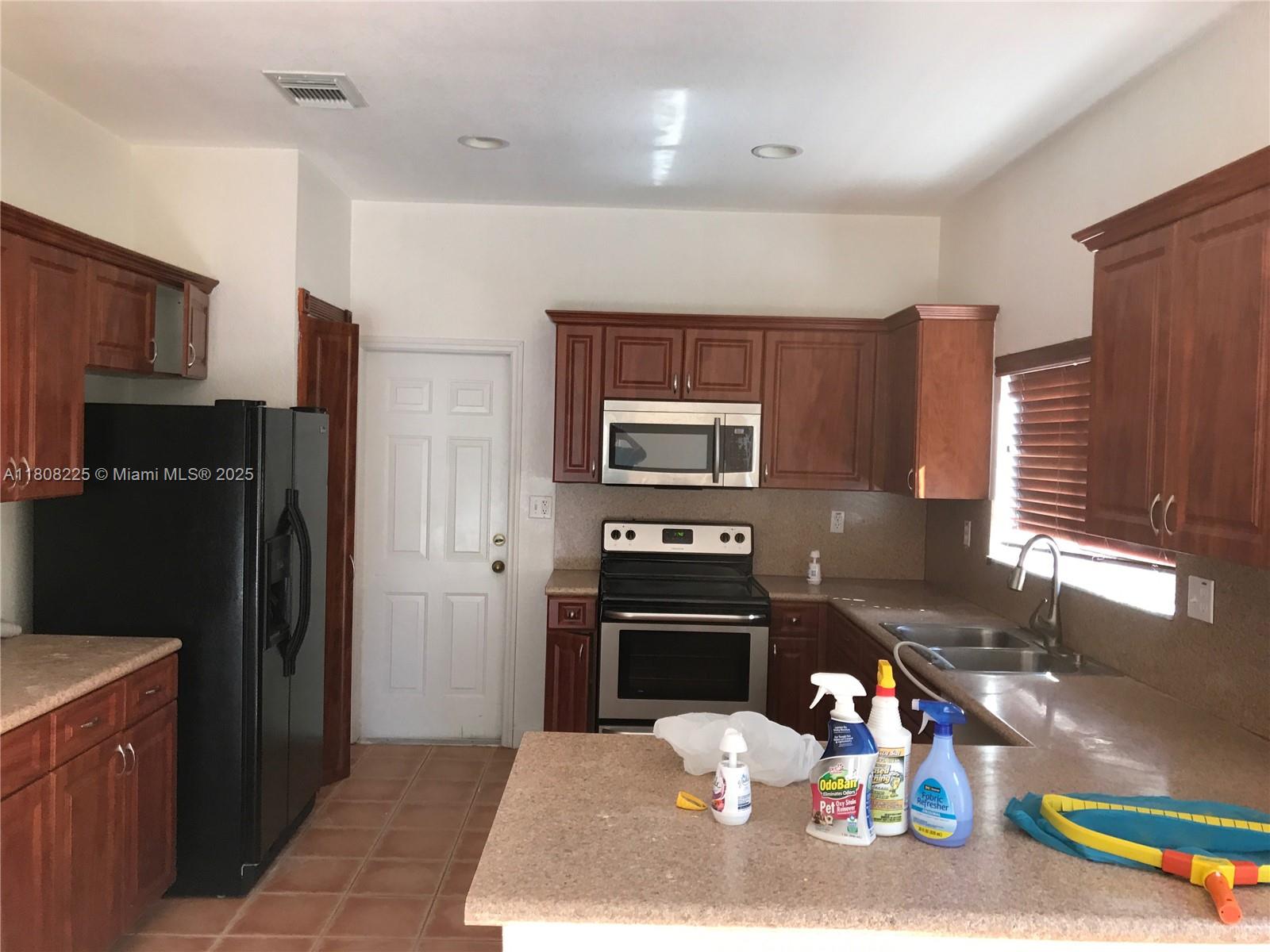 SILVER PALM HOMES - Residential