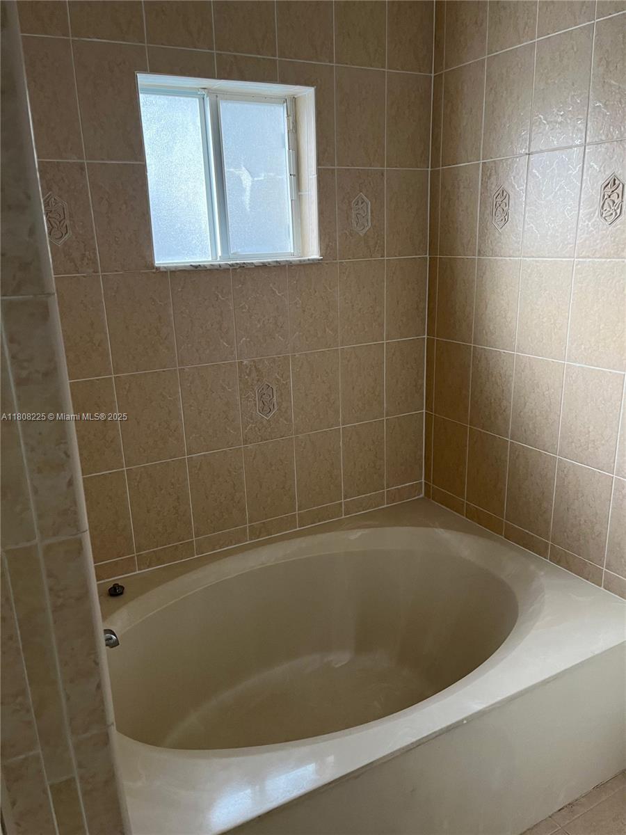 SILVER PALM HOMES - Residential