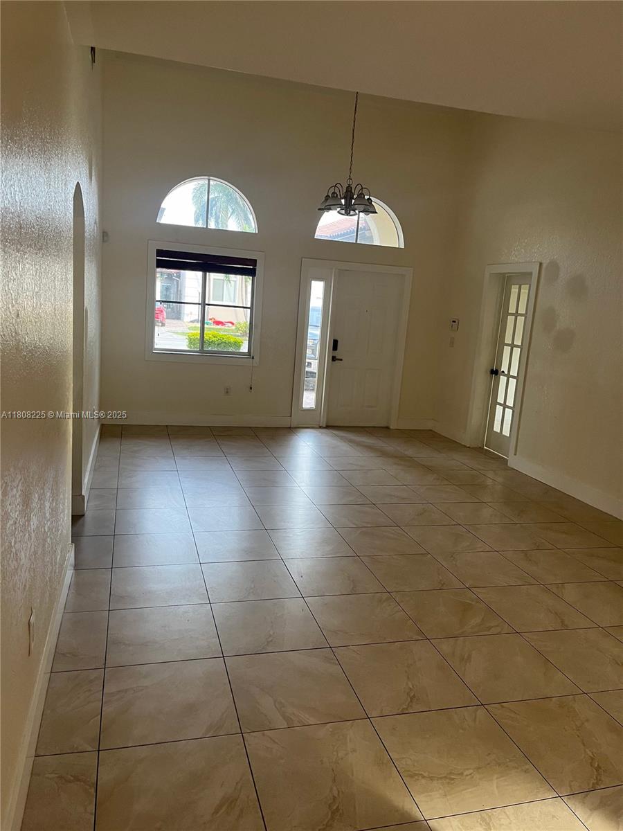 SILVER PALM HOMES - Residential