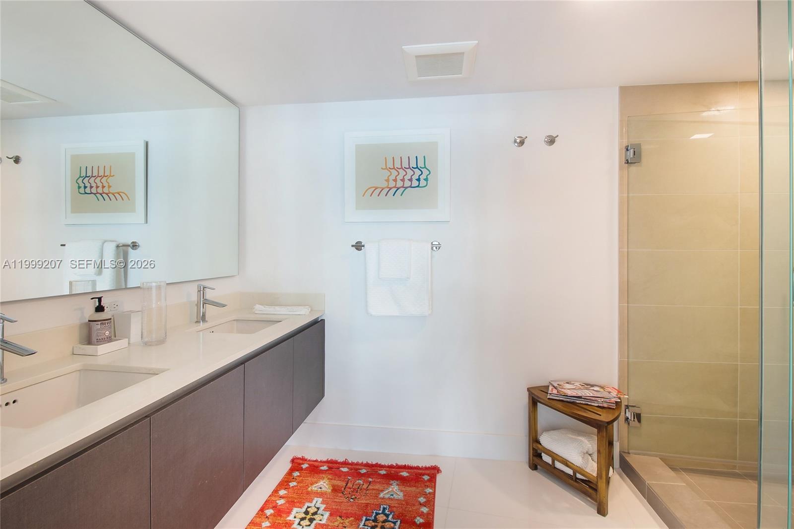 PELORO - Residential Lease