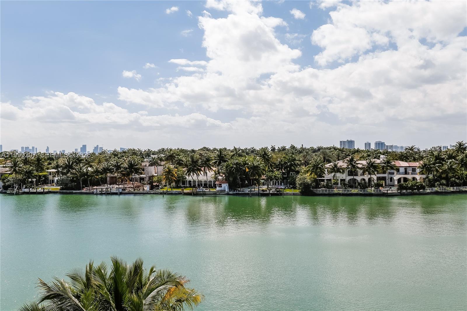 PELORO - Residential Lease