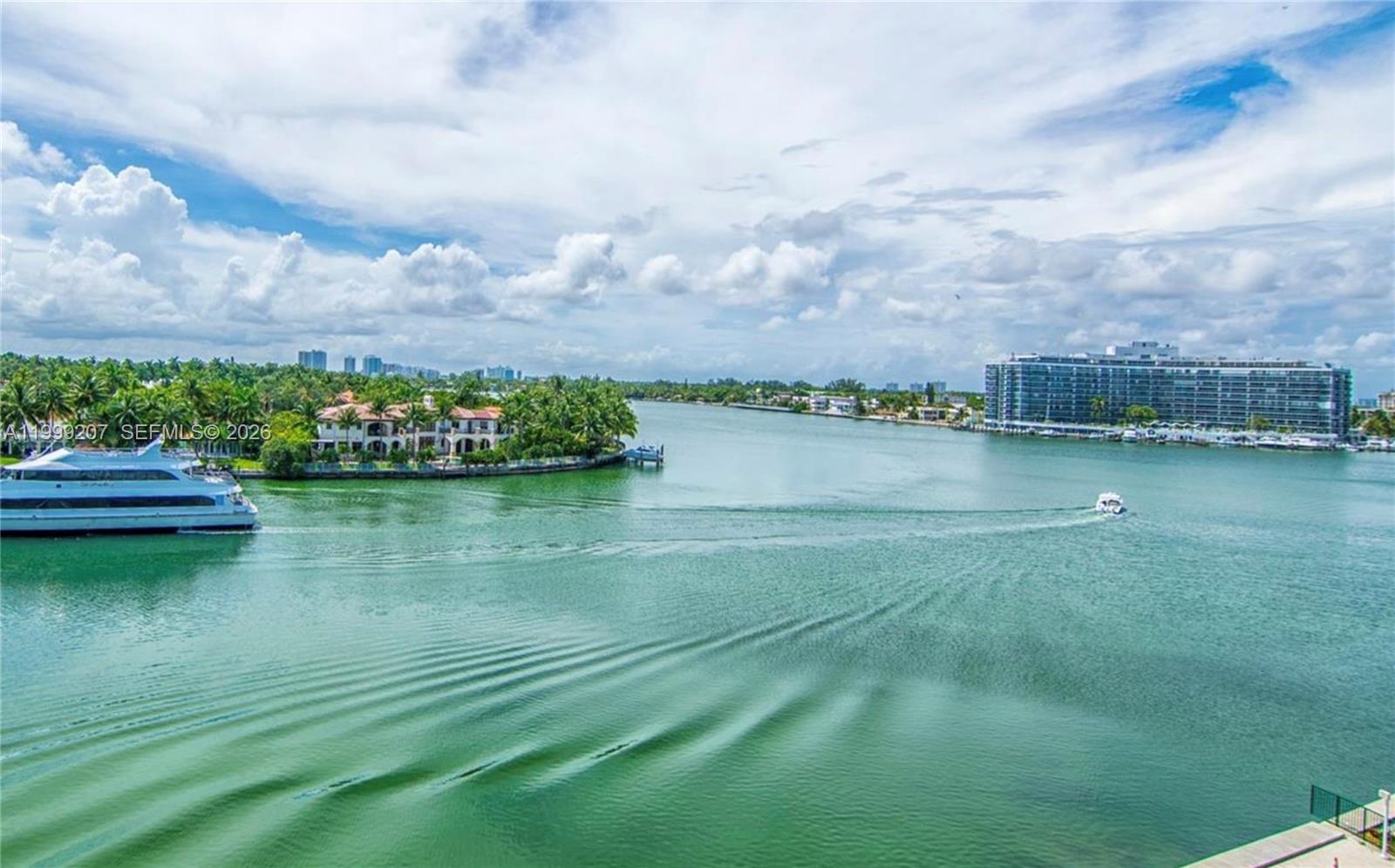 6620 Indian Creek Dr 516