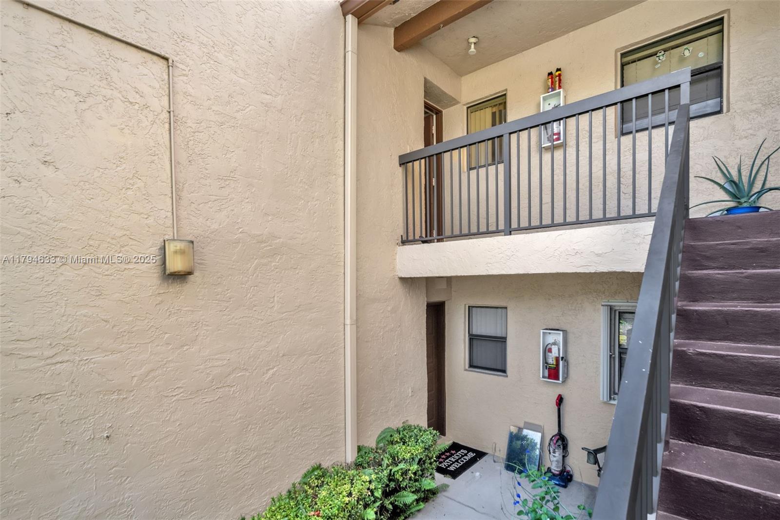 KARANDA VILLAGE III-A CON - Residential