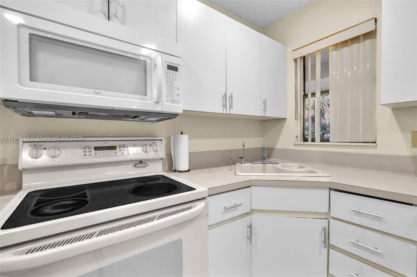 KARANDA VILLAGE III-A CON - Residential