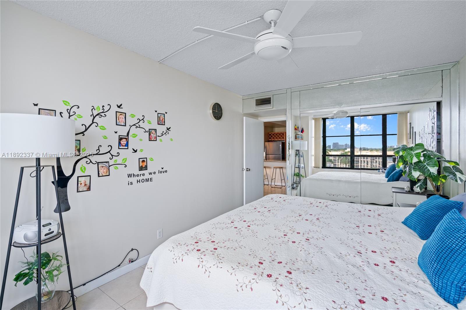 OLYMPUS CONDO PHASE - Residential