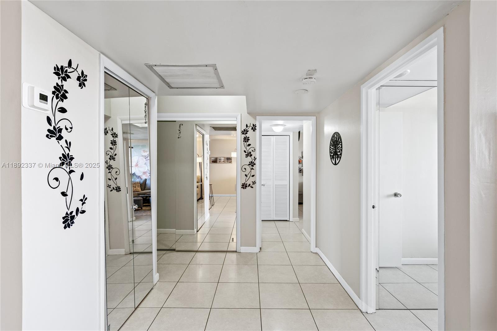 OLYMPUS CONDO PHASE - Residential
