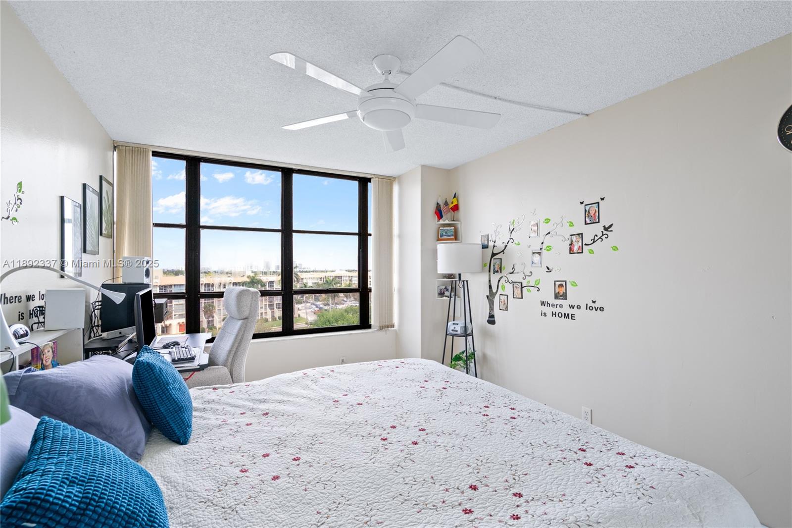 OLYMPUS CONDO PHASE - Residential