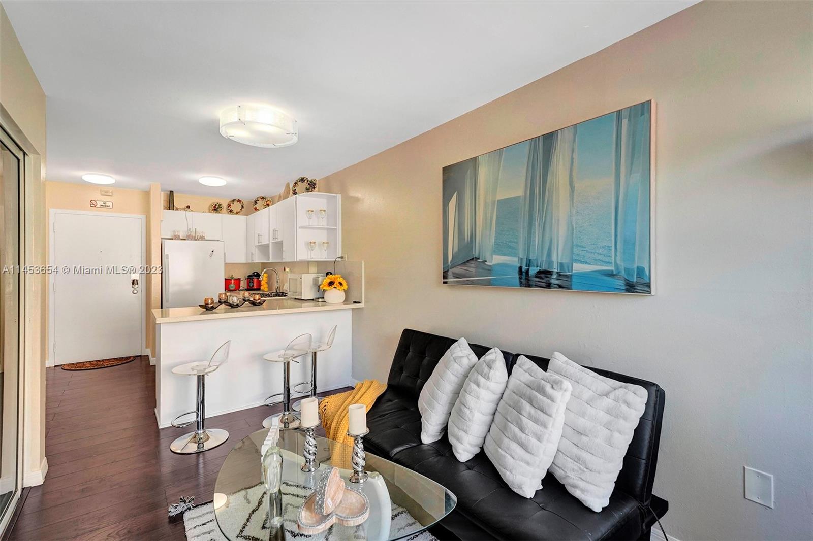 HAMPTON ON WASHINGTON AV - Residential Lease