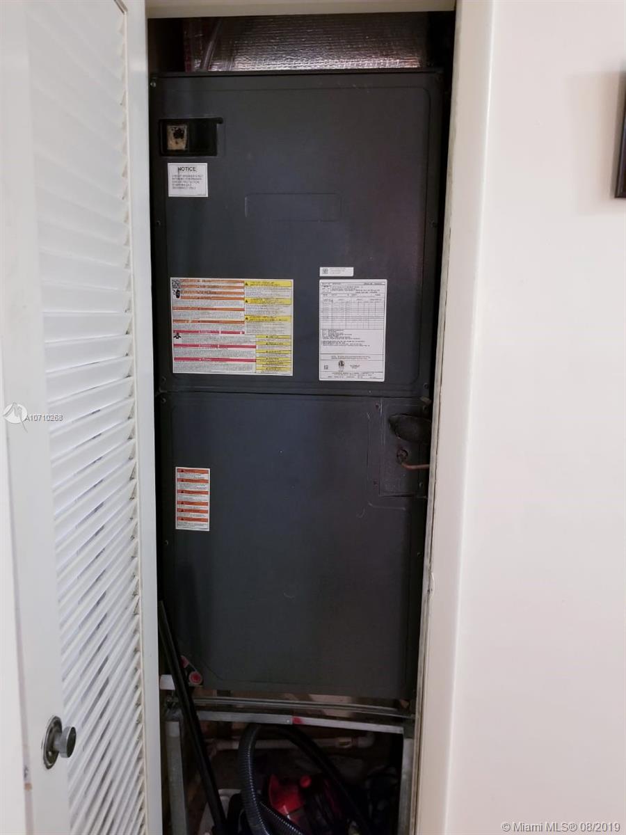 SUNRISE GOLF VILLAGE FIRS - Residential