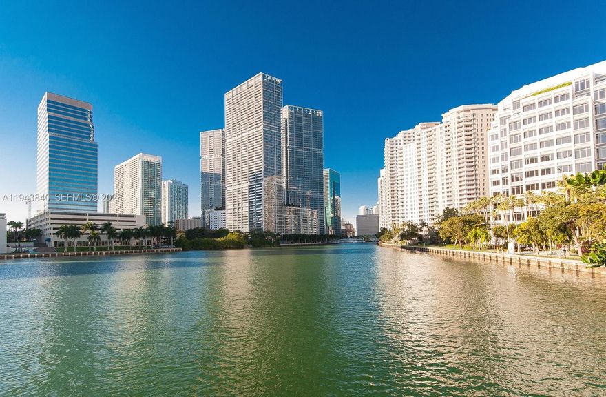 This is a 2 bedroom + den beautifully furnished available to rent for 6 months or 1 year.