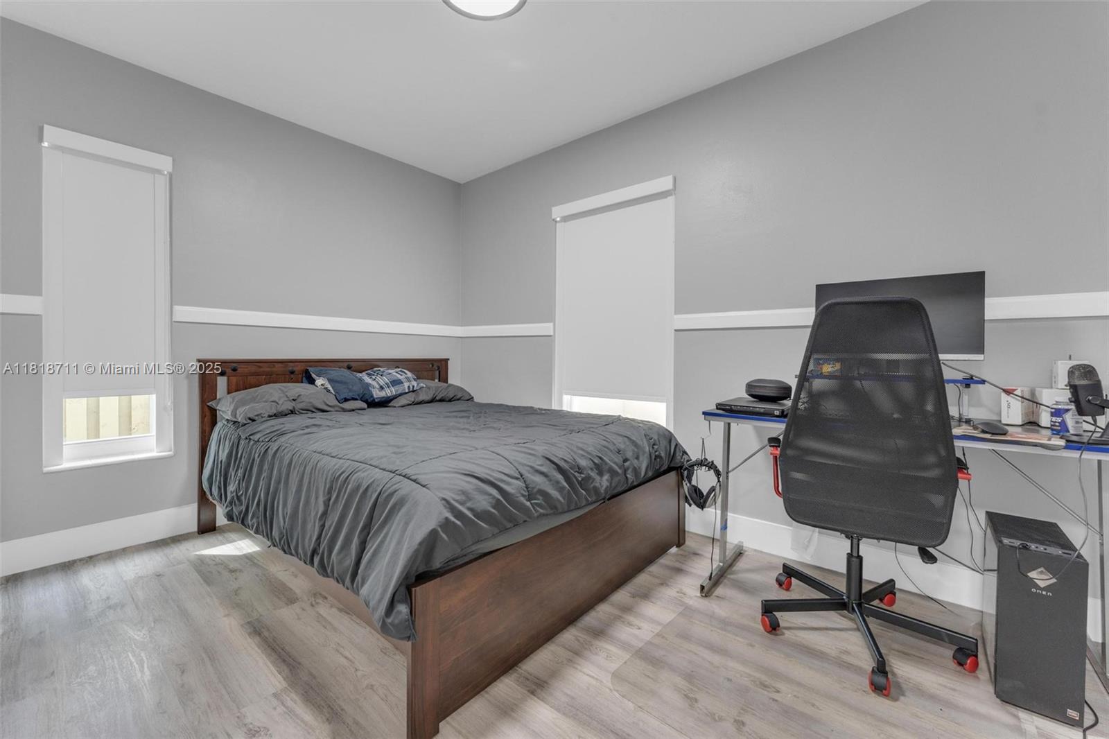 DEVON-AIRE VILLAS SEC 1 - Residential
