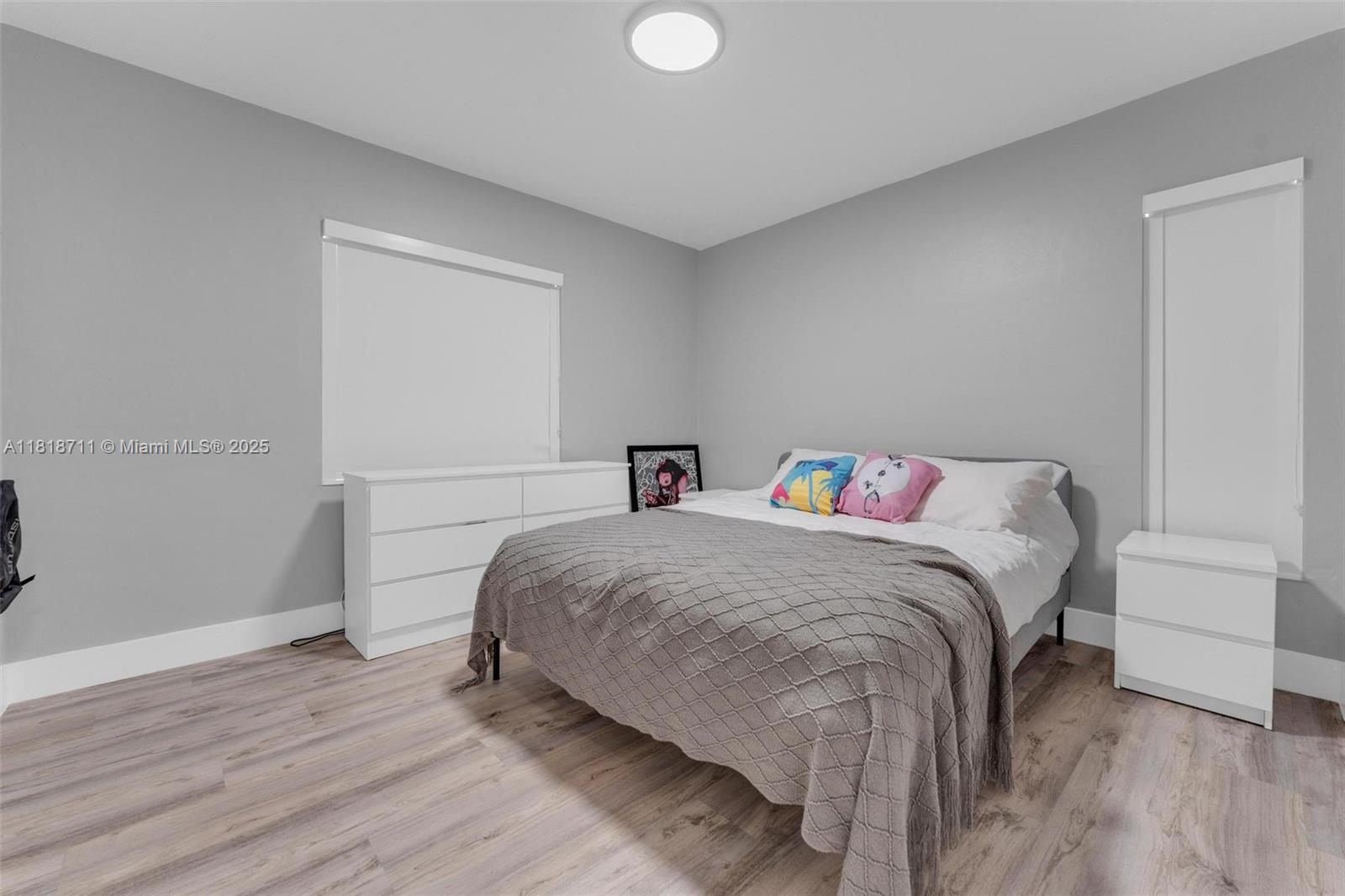 DEVON-AIRE VILLAS SEC 1 - Residential