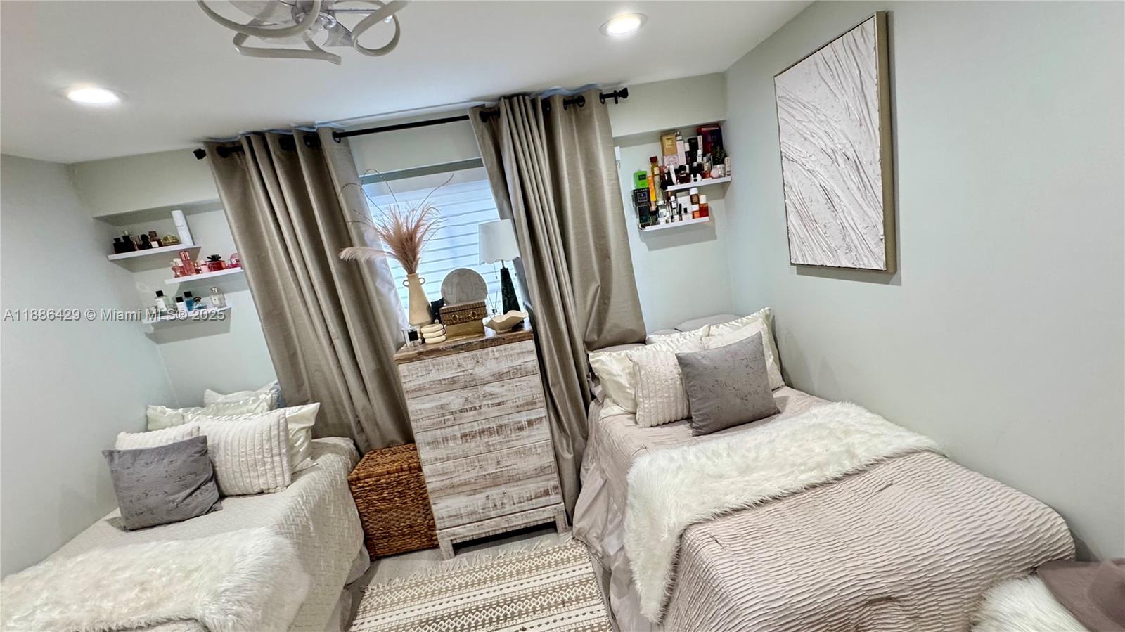 LANCASTER AT CENTURY VILL - Residential