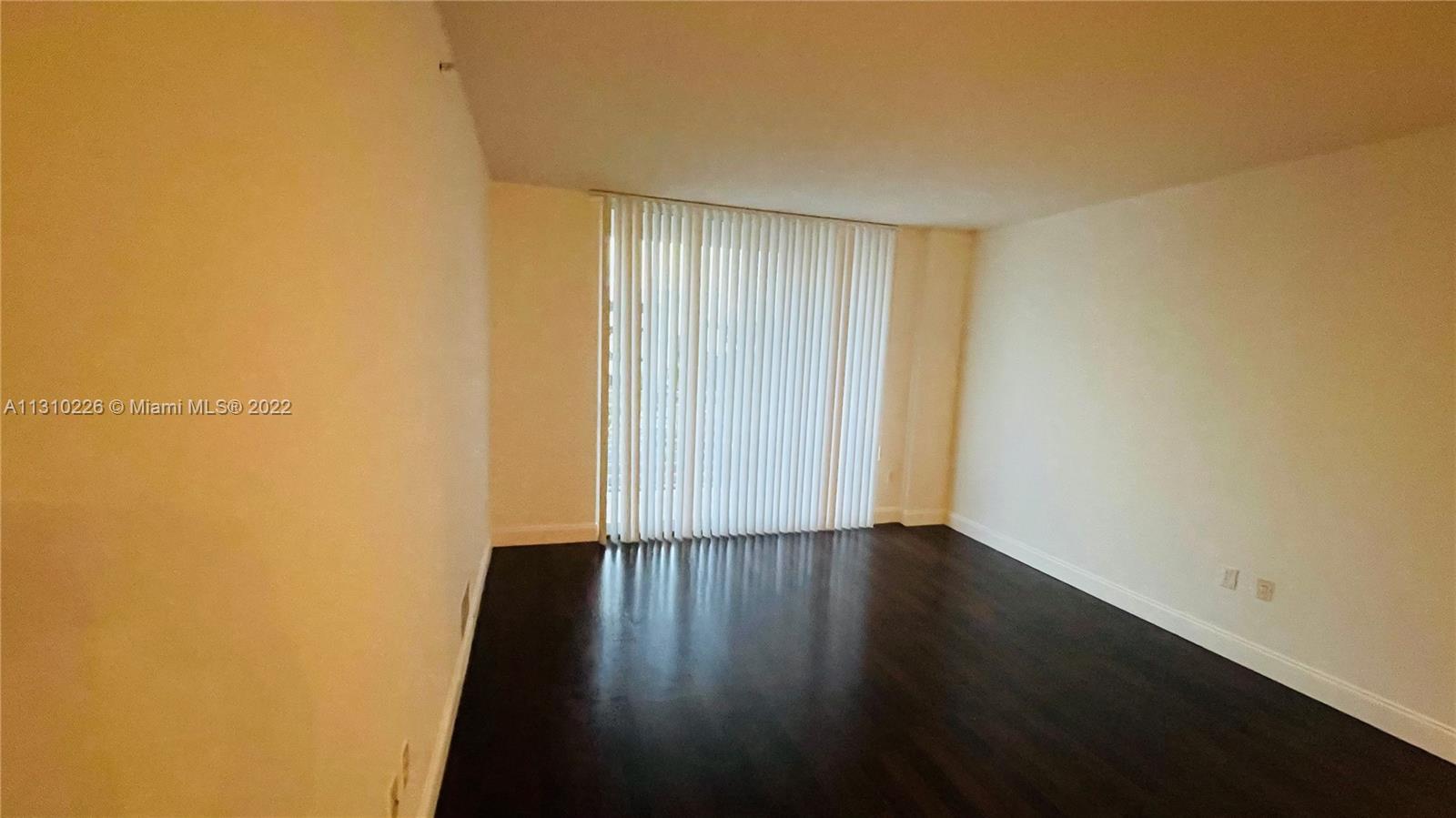 VENTURE AT AVENTURA EAST - Residential Lease