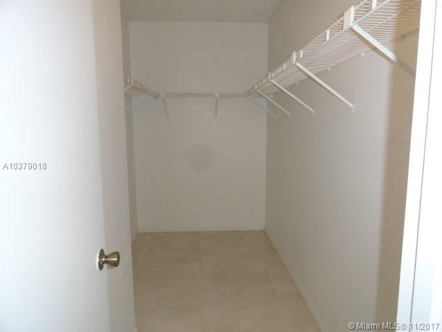 LAKEWOOD AT EMERALD HILLS - Residential Lease