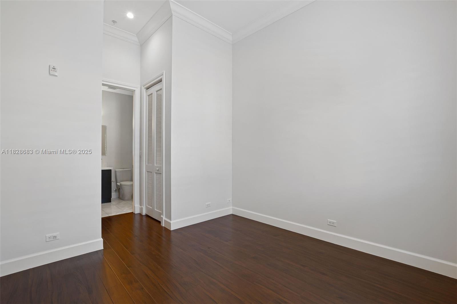 OAK LANE - Residential Lease