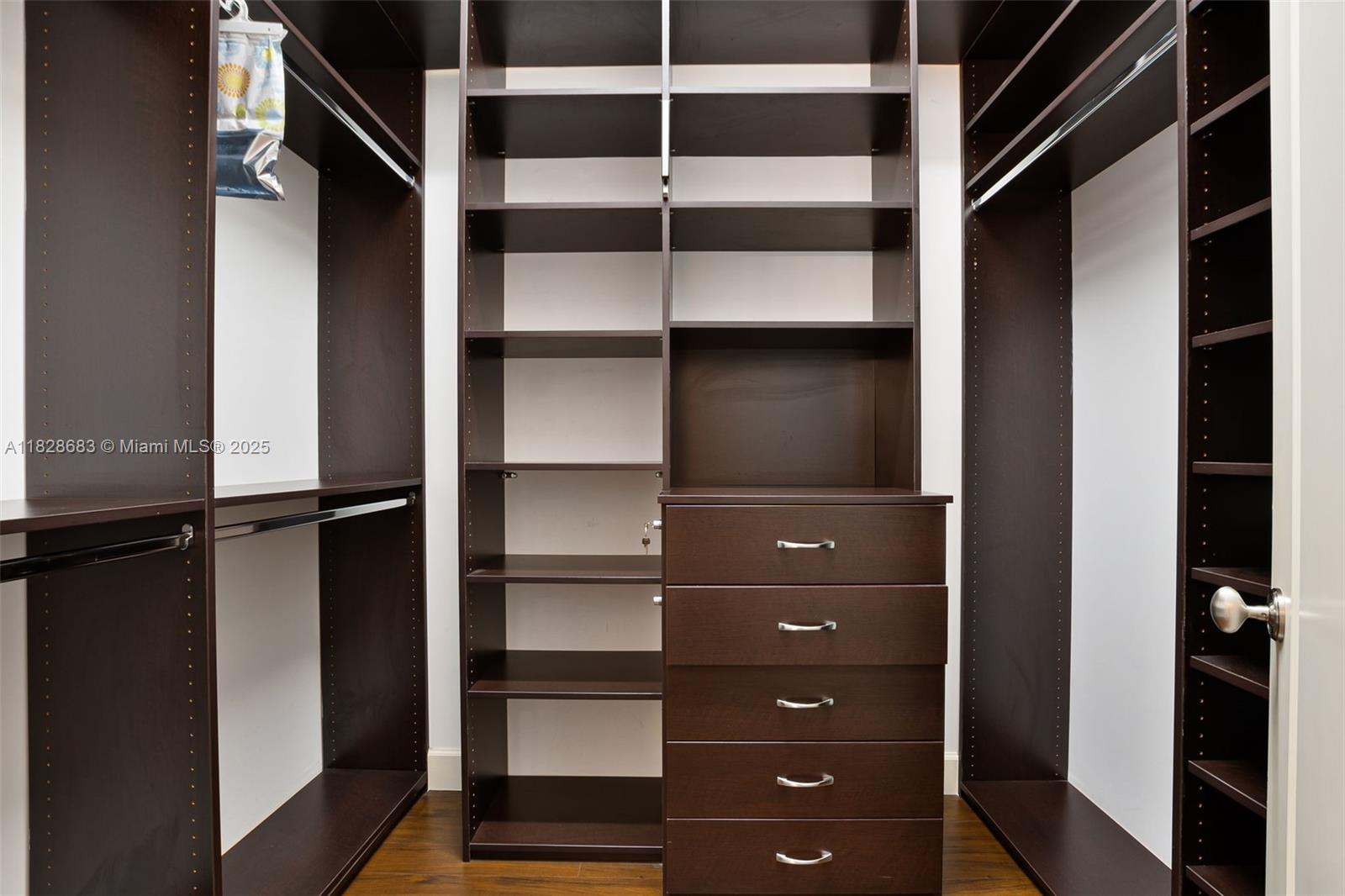 OAK LANE - Residential Lease