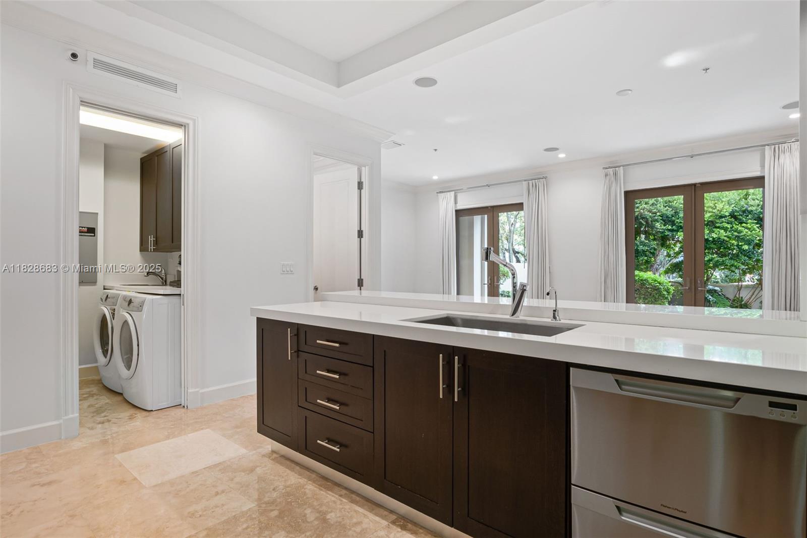 OAK LANE - Residential Lease