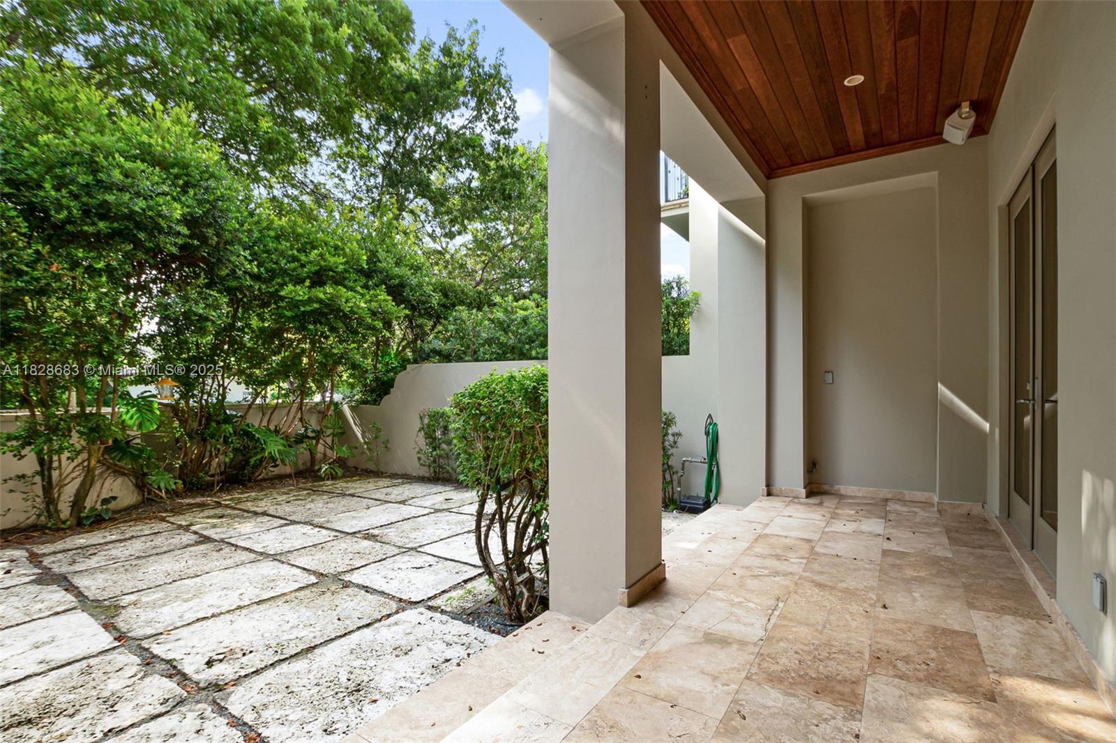 OAK LANE - Residential Lease