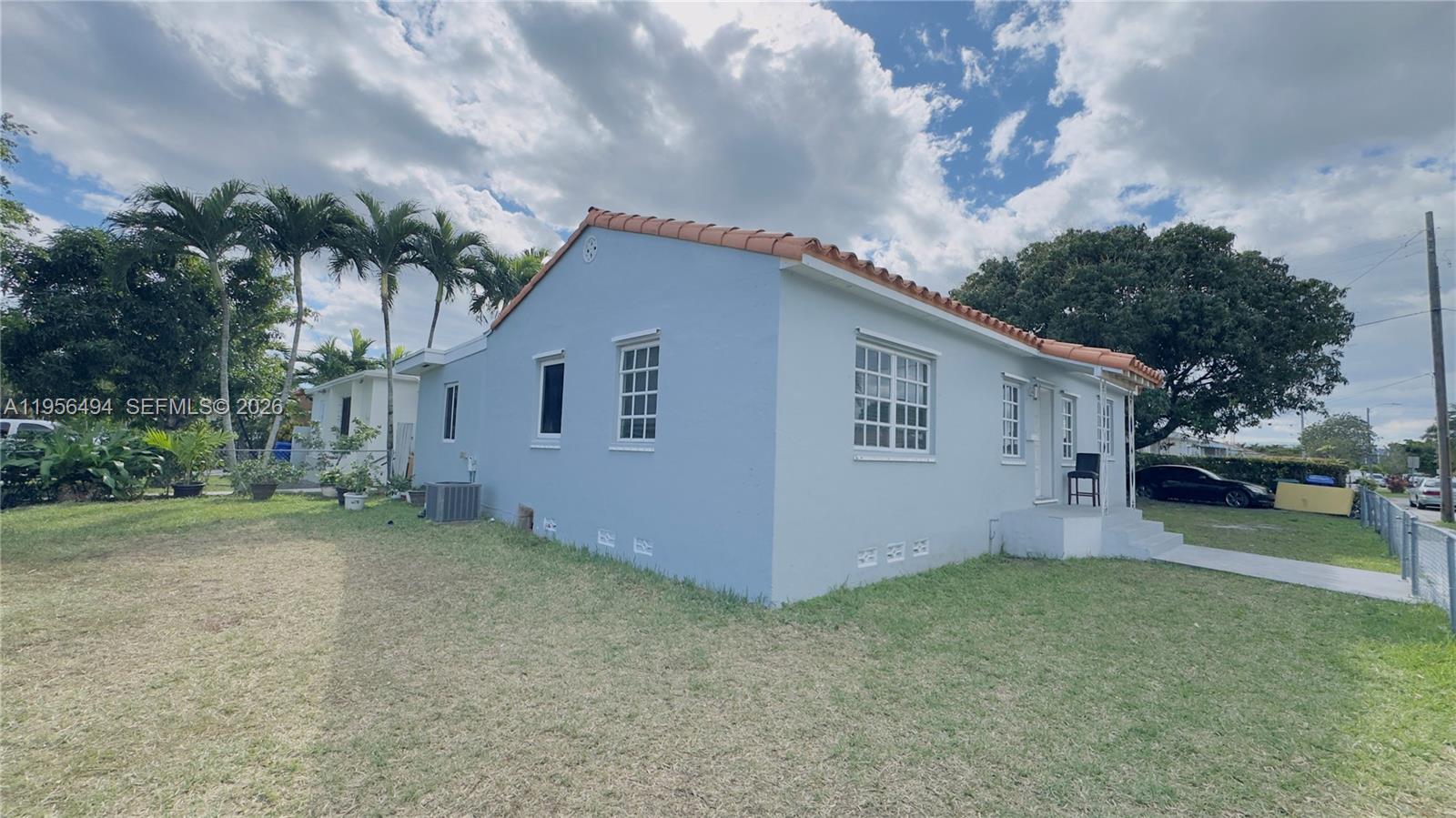 GRAPELAND HEIGHTS - Residential