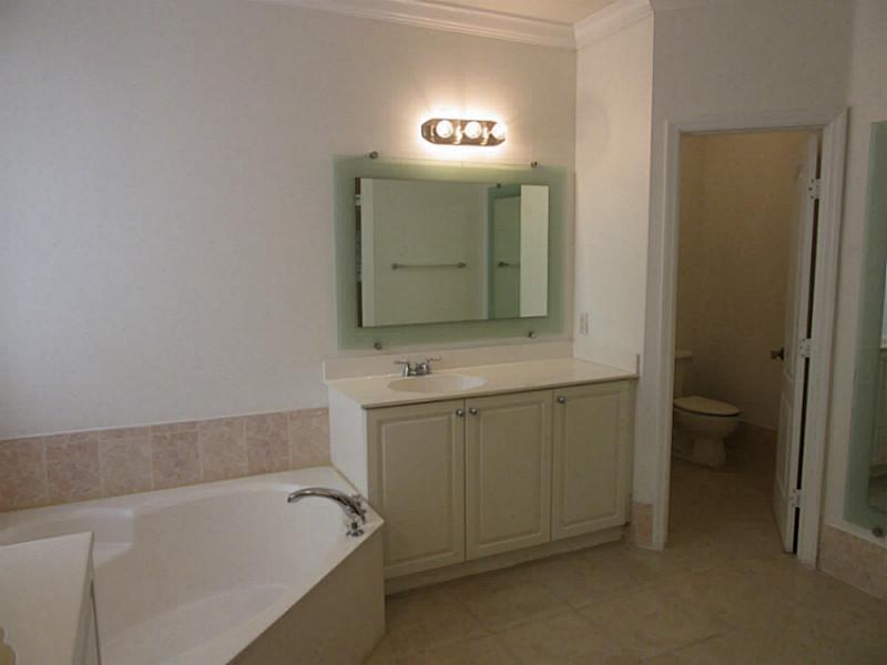 PONCE ESTATES SEC 2 - Residential Lease