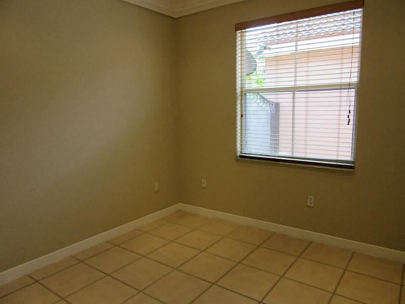 PONCE ESTATES SEC 2 - Residential Lease