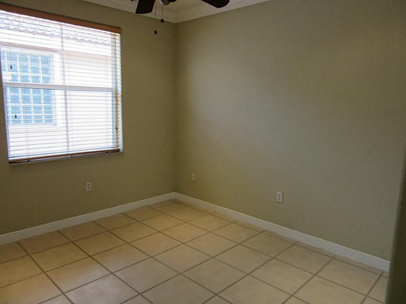PONCE ESTATES SEC 2 - Residential Lease