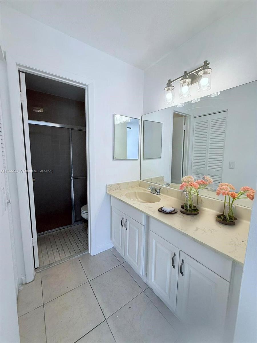 TANGLEWOOD TOWNHOMES - Residential Lease