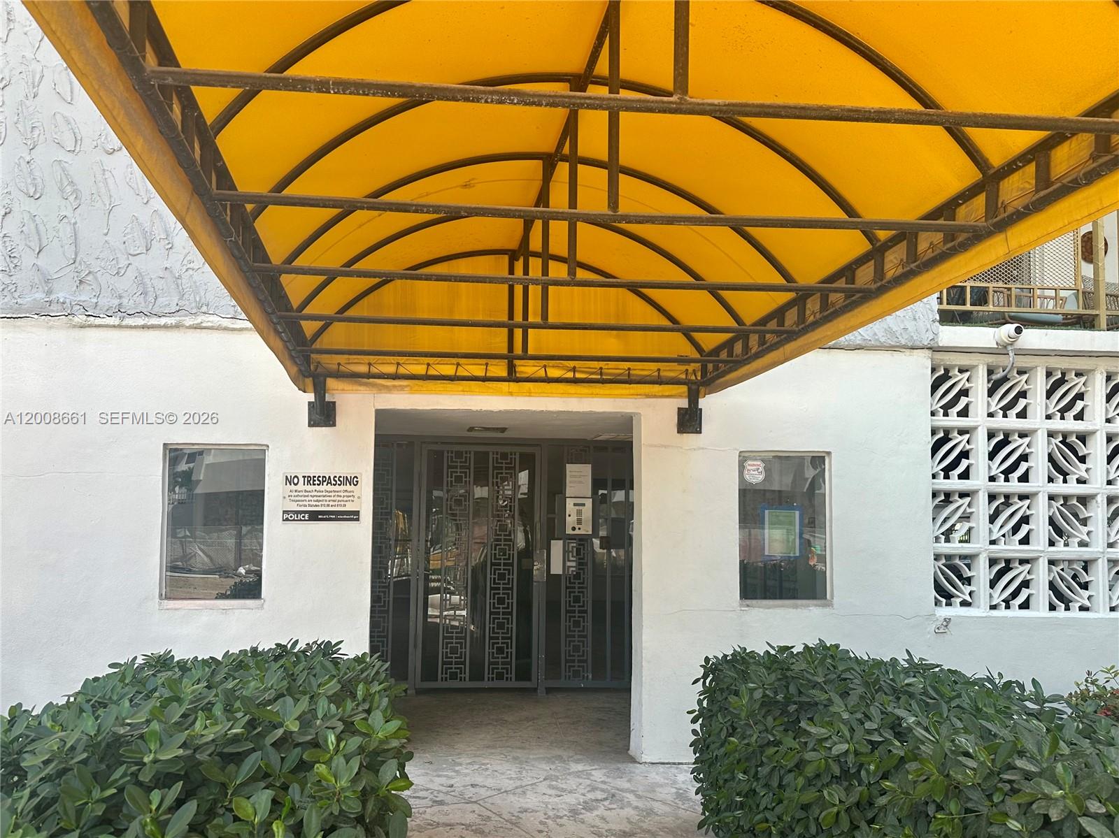 GOLDEN HOUSE CONDO - Residential