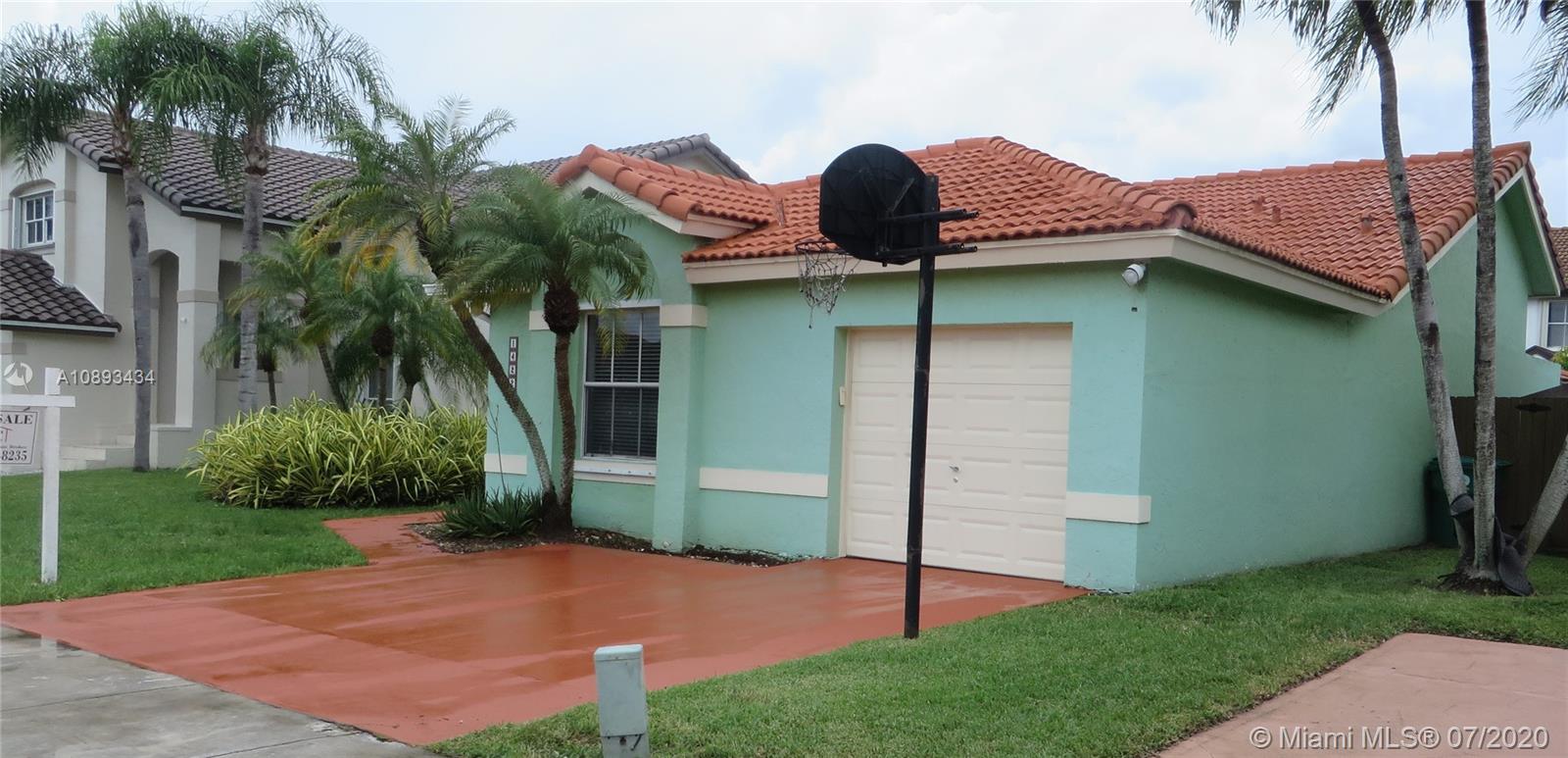 SHOMA HOMES AT KENDALL - Residential