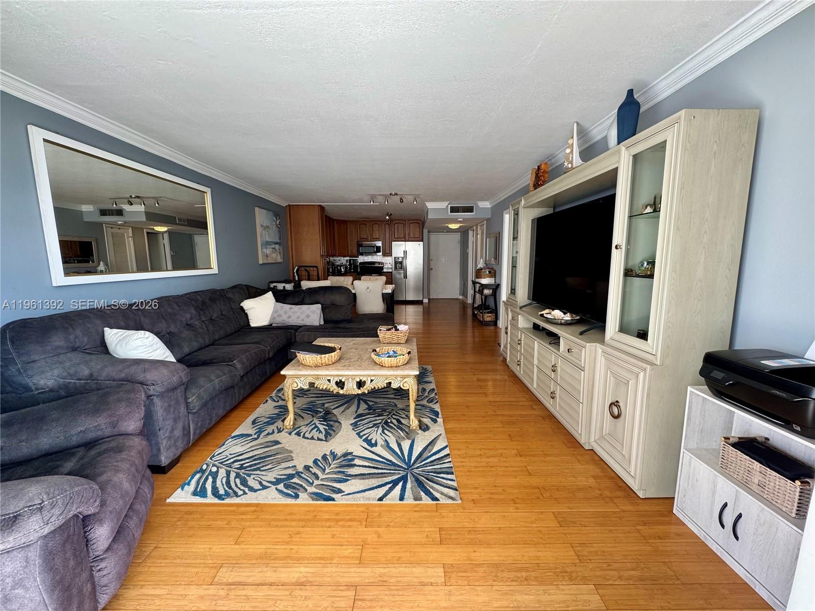 18051 Biscayne Blvd 503