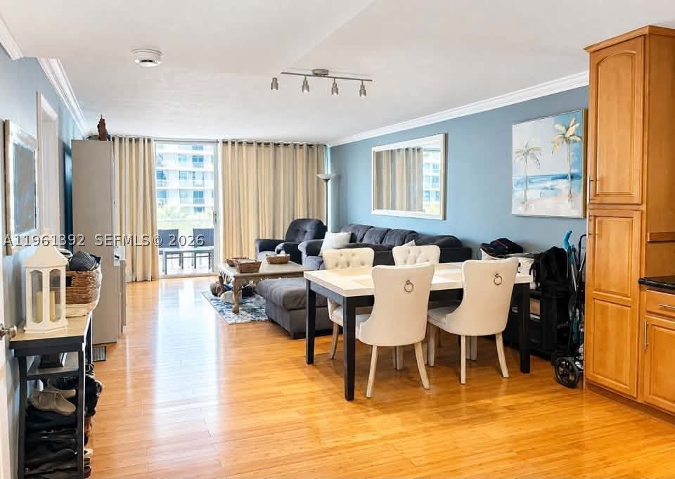 18051 Biscayne Blvd 503