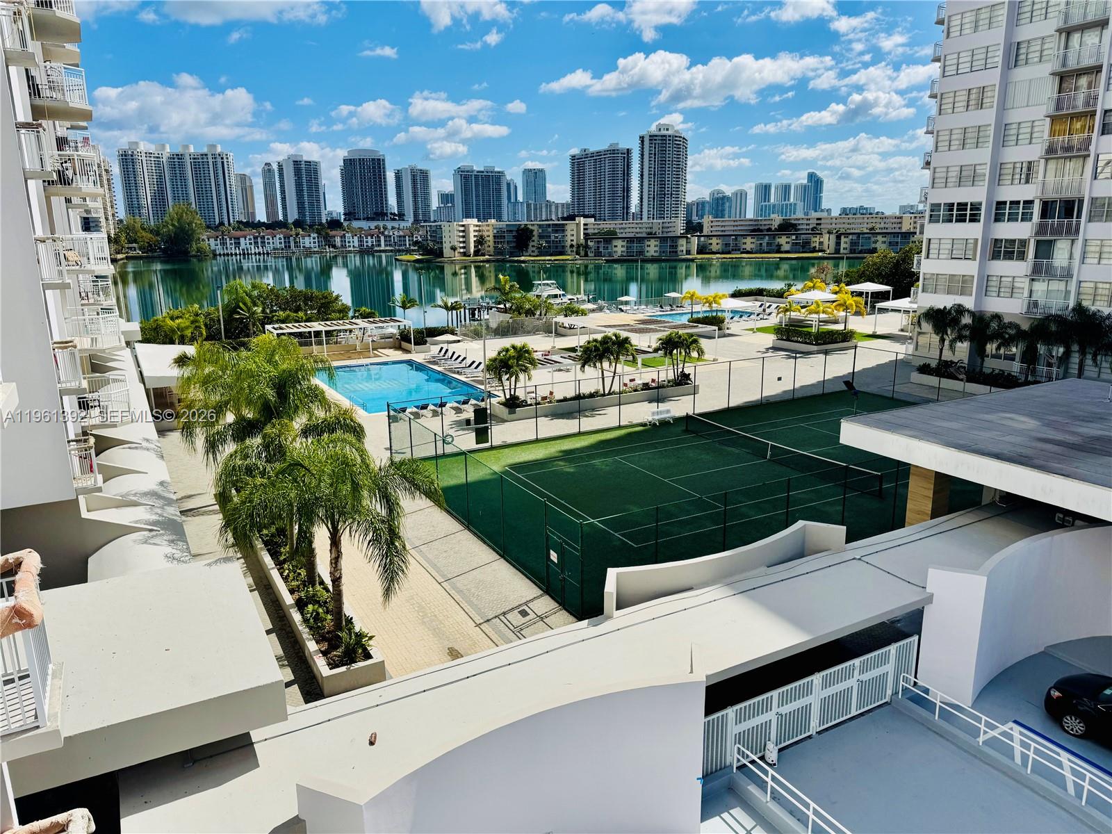 DEL PRADO MARINA - Residential